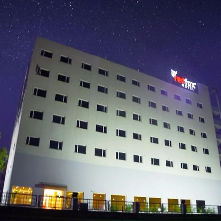 Red Fox Hotel, Чандигарх Экстерьер фото