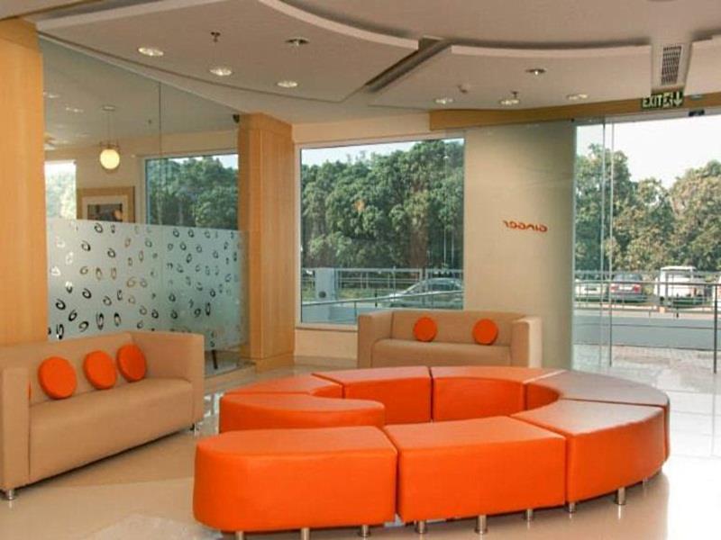 Red Fox Hotel, Чандигарх Экстерьер фото